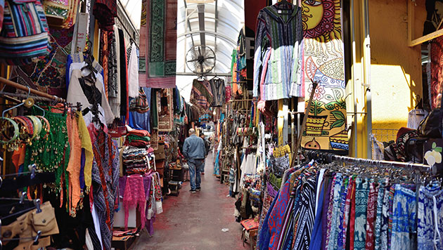 MERCADOS Y CENTROS  COMERCIALES